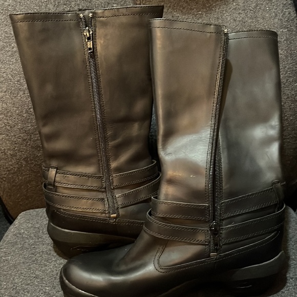 Merrell Performance Boots 10 - Picture 3 of 11